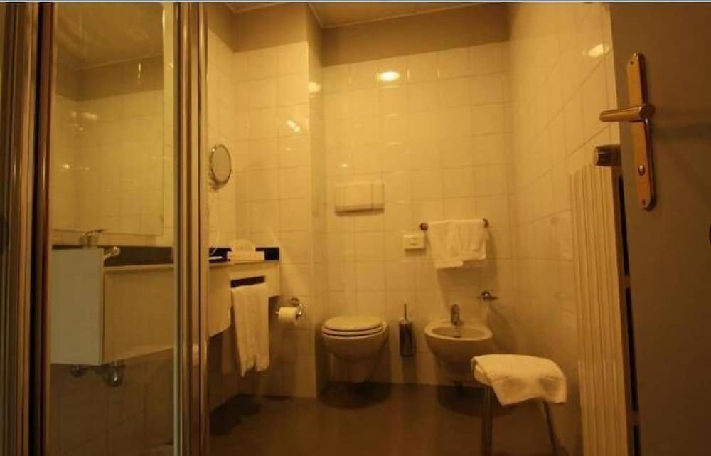 Фото Albergo della Roccia