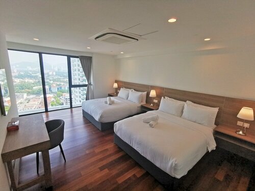 Гостиница Family Suite Sunrise Gurney Penang