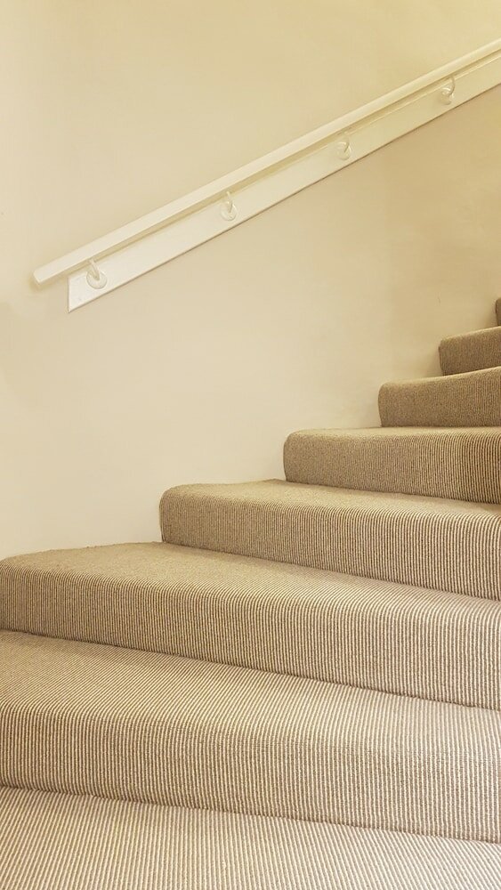 Фото Authentic Central 3-Bedroom Apartment