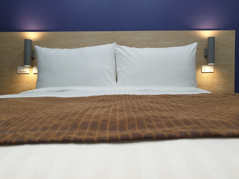 Фото Leez Inn Makati