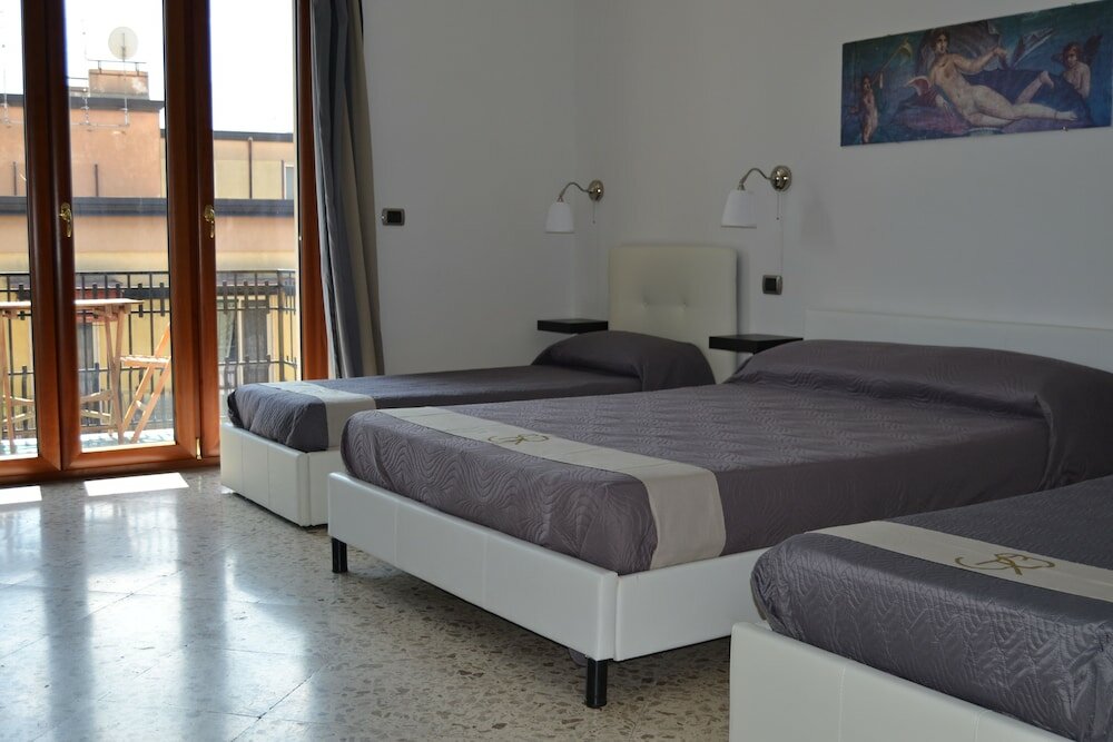 Фото Sanctuary Rooms