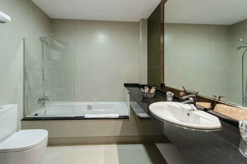 Фото Motel Cancún Avilés