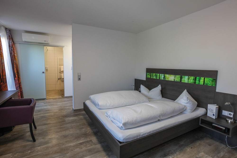 Фото Hotel zur Pfalz