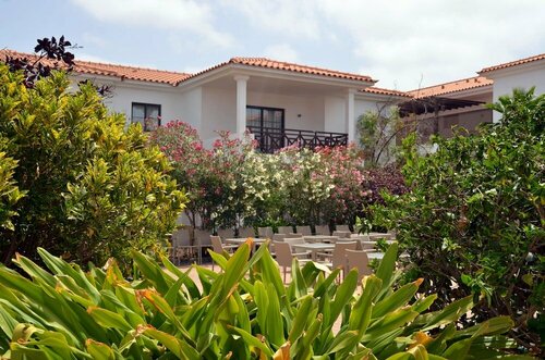 Гостиница Private Self-Catering Apartments в Санта-Марии