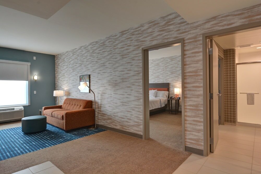 Фото Home2 Suites by Hilton Charlotte Piper Glen