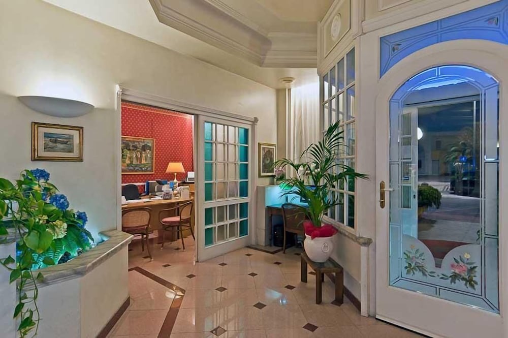 Фото Hotel Alba sul Mare