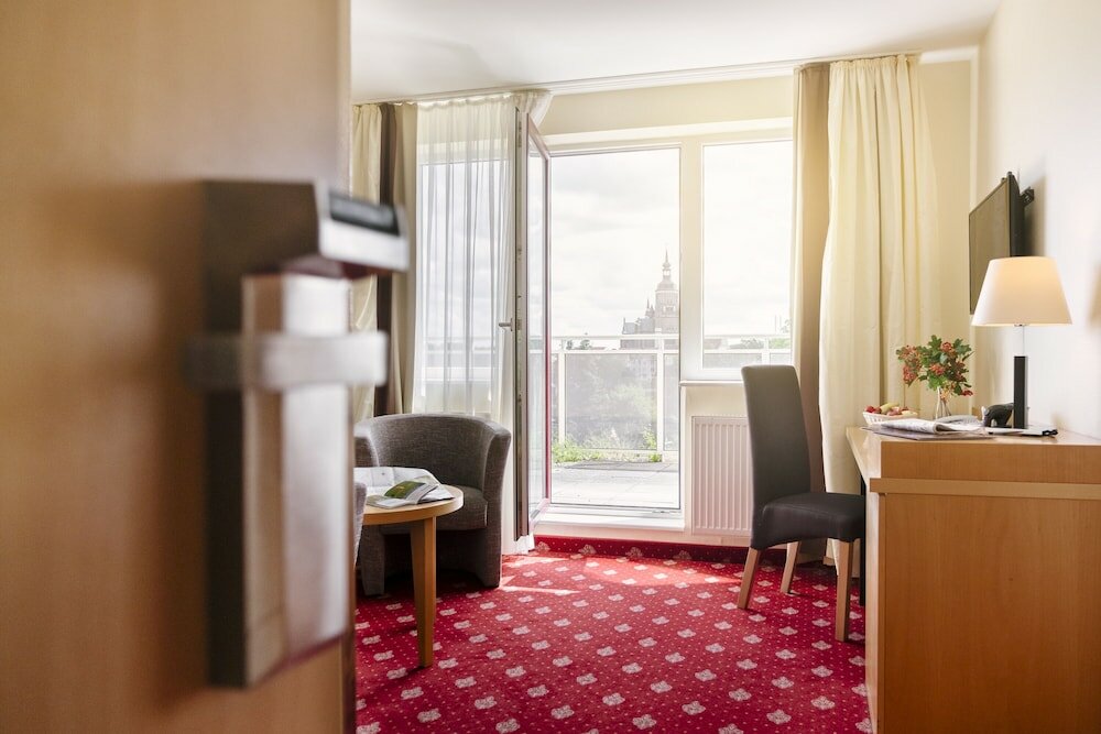 Фото Hotel Am Jungfernstieg