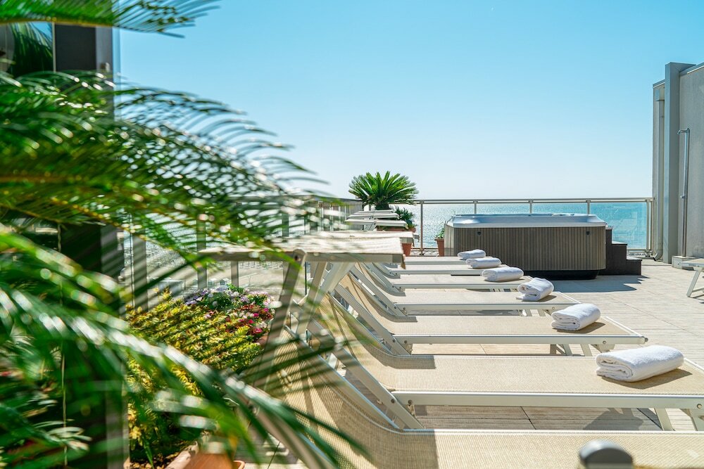 Фото Hotel Karinzia