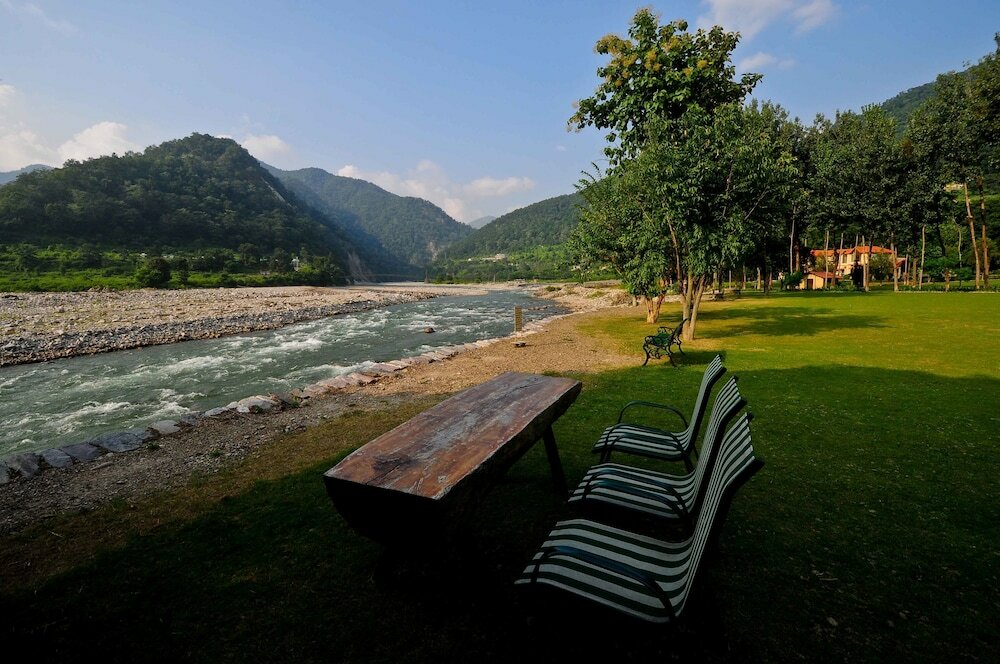 Фото WelcomHeritage Tarangi Ramganga Resort, Corbett