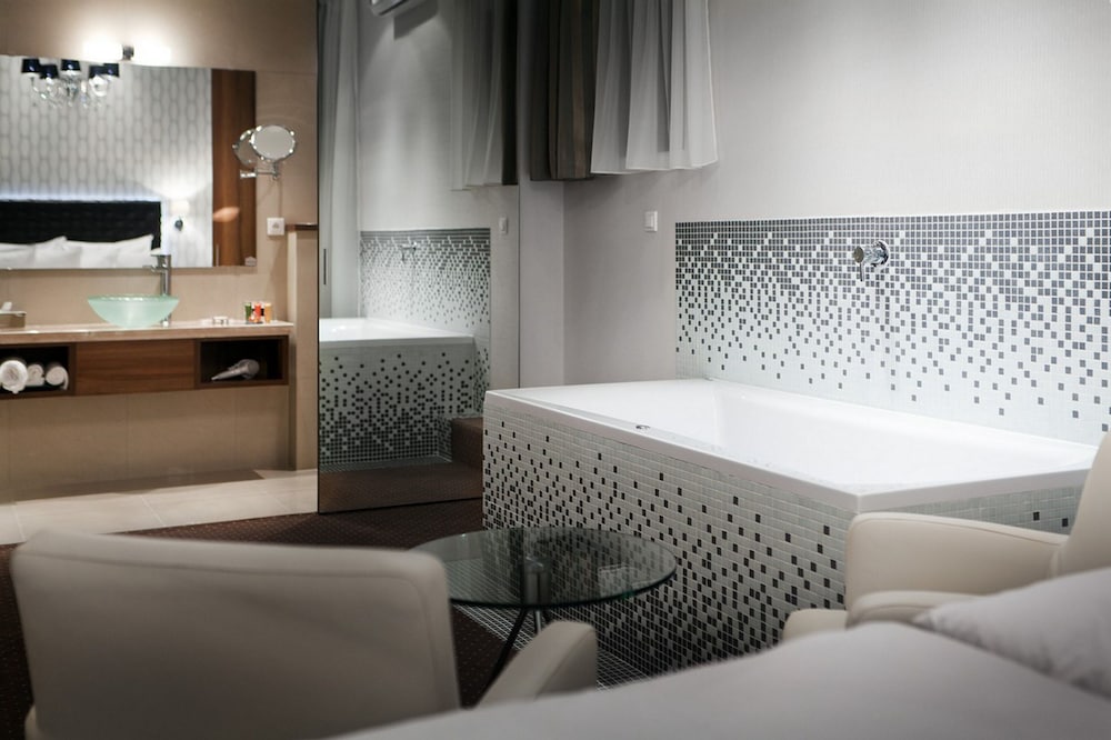 Фото Pytloun City Boutique Hotel