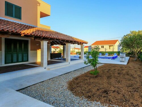 Гостиница Modern Villa in Kastel Novi With Swimming Pool