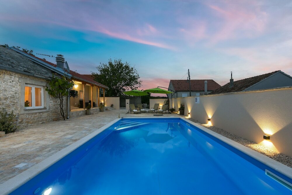 Фото Villa Mandarin