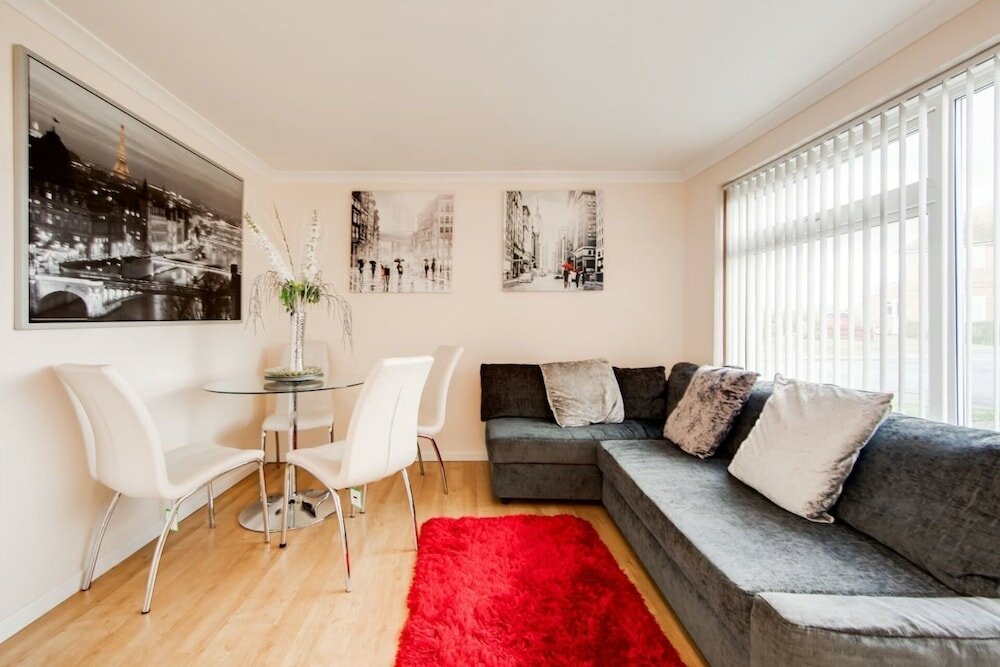 Фото Bungalow 2 min Walk to Beach and sea Sleeps 6