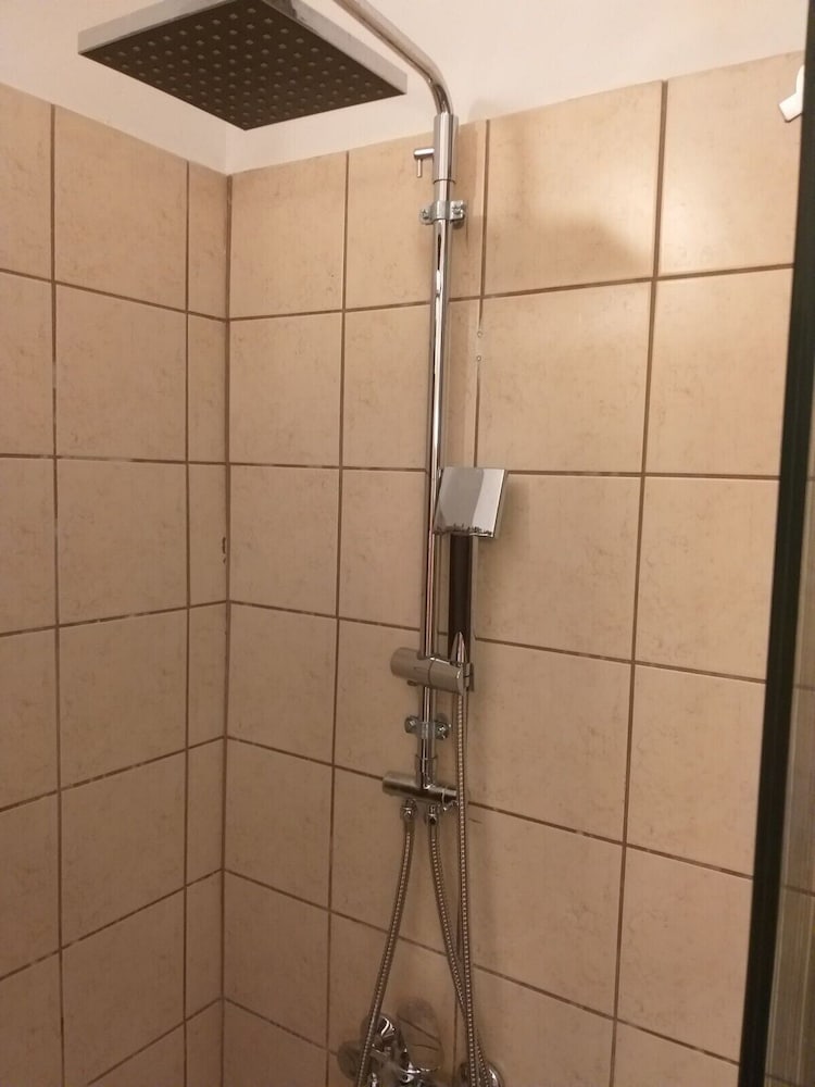 Фото Urban Minimalist Studio Apt. near Pagrati Park