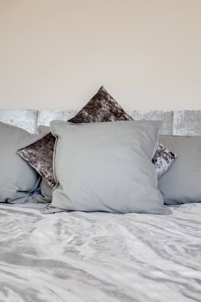 Фото Bungalow 2 min Walk to Beach and sea Sleeps 6