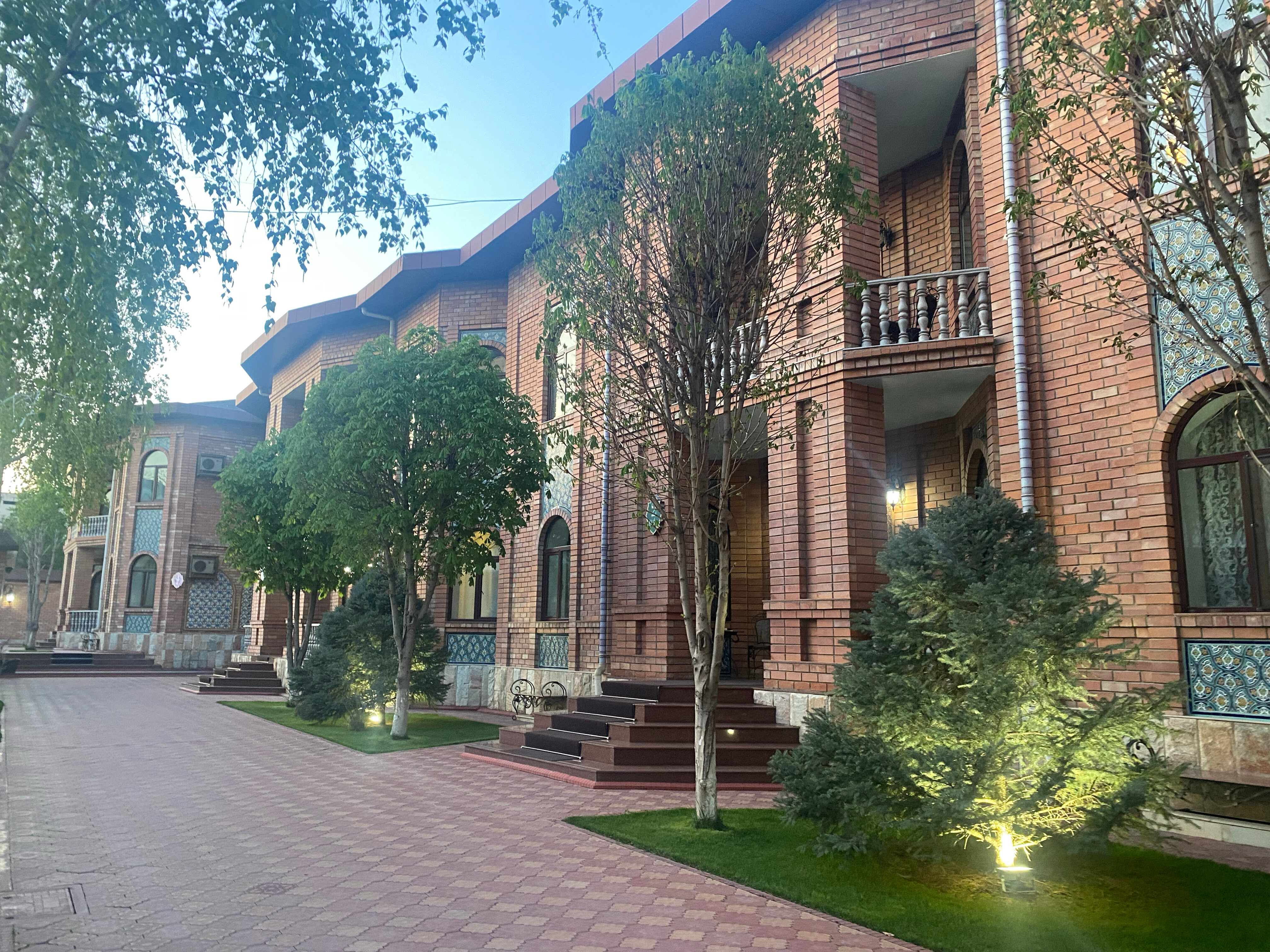 Фото Ichan Qala Premium Class Hotel