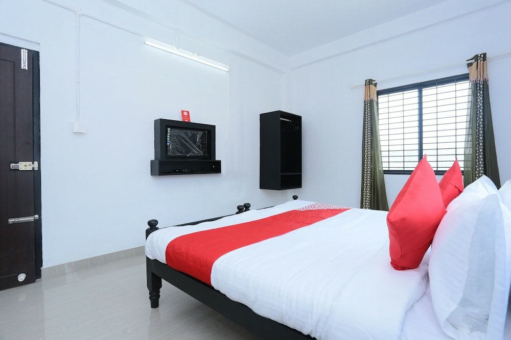 Фото Oyo 17186 Sunshine