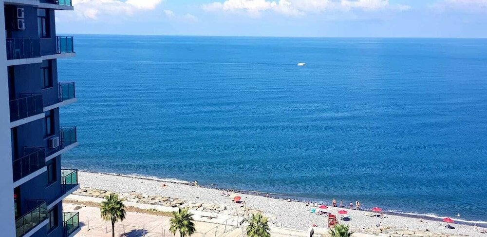 Фото Aqua Hotel & Apartments Batumi