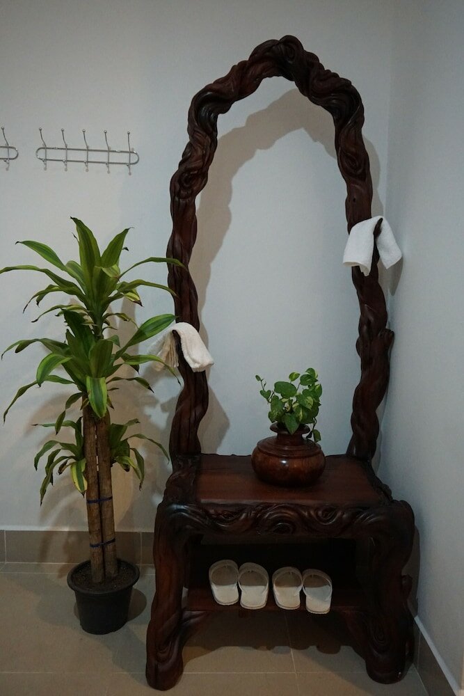 Фото WoodrootsBanteaychhmar