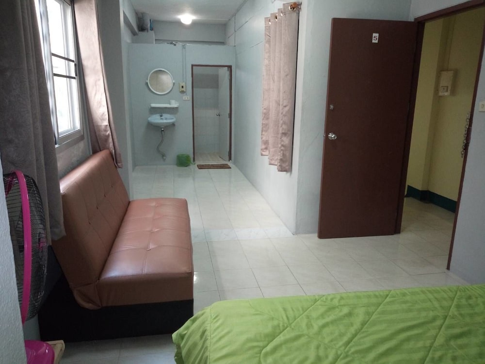 Фото Baan Kwan Hotel