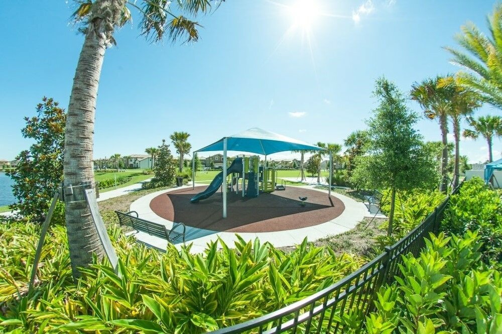 Фото Fd88884 - Windsor At Westside Resort - 5 Bed 4.5 Baths Townhouse