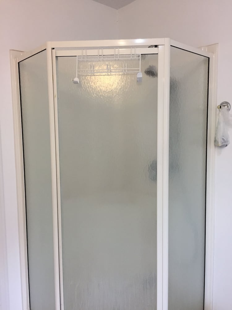 Фото Cozy water front Montreal