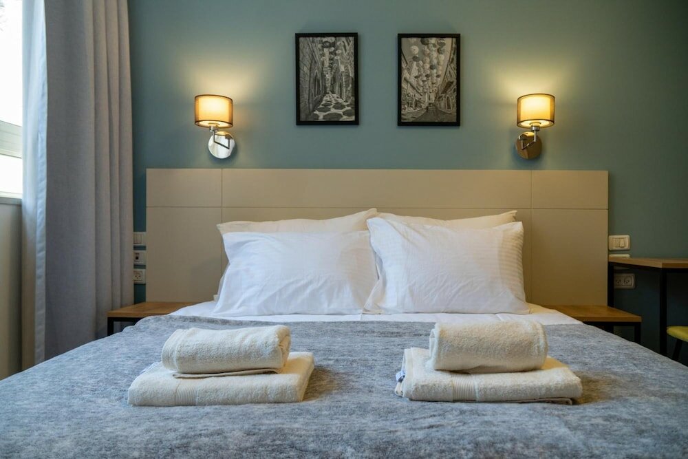 Фото Отель Shlomtzi