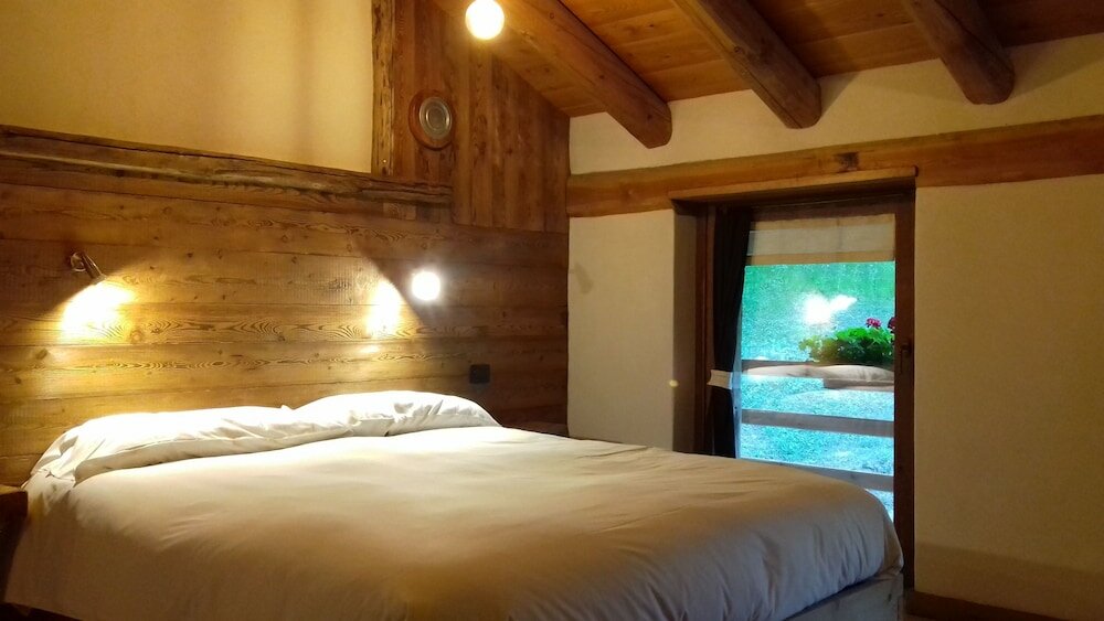 Фото Li Tzatagni