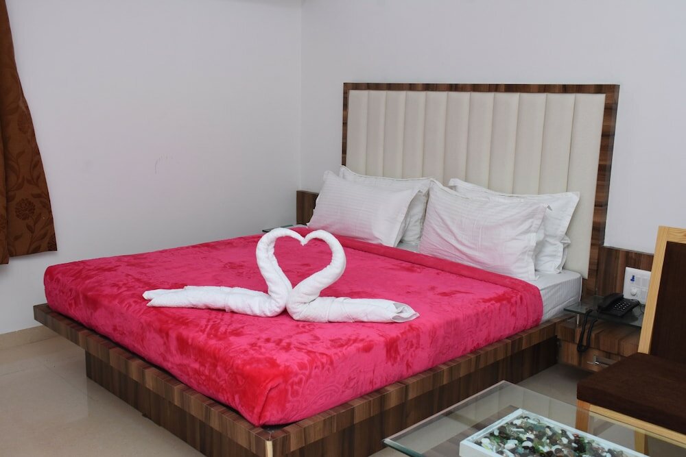 Фото Hotel Caravan