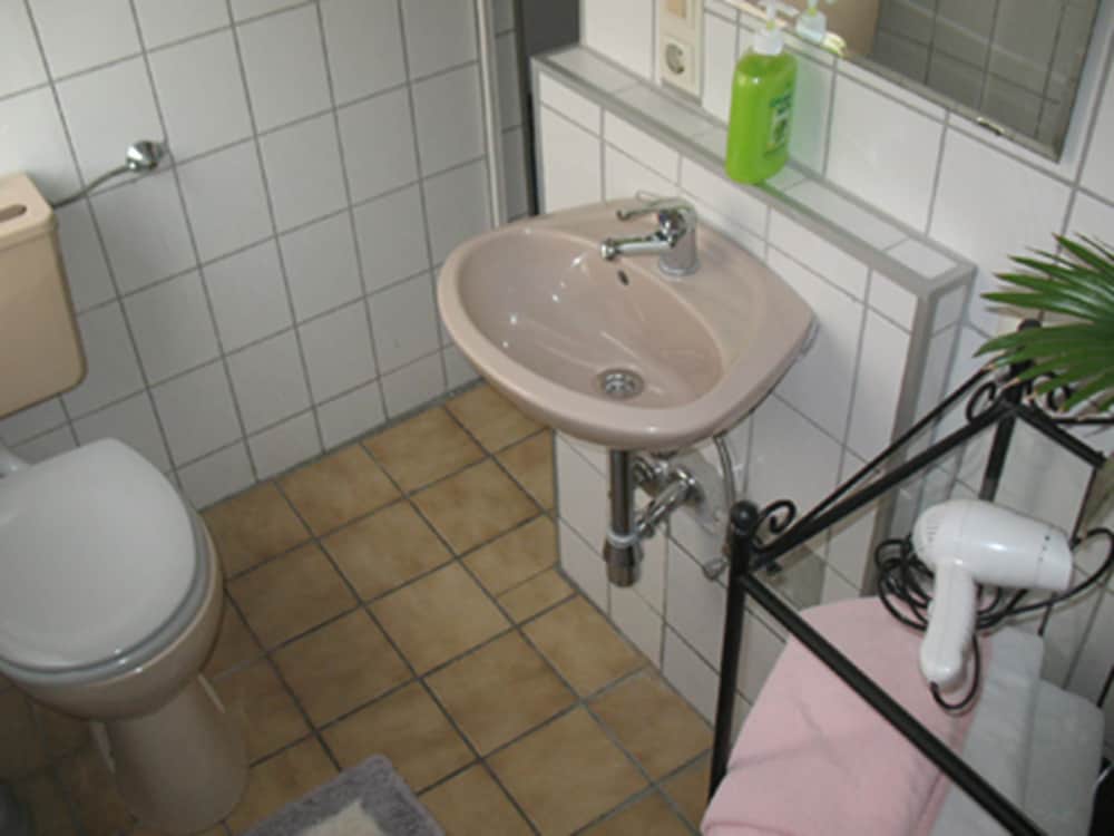 Фото Haus am Cannstatter Wasen