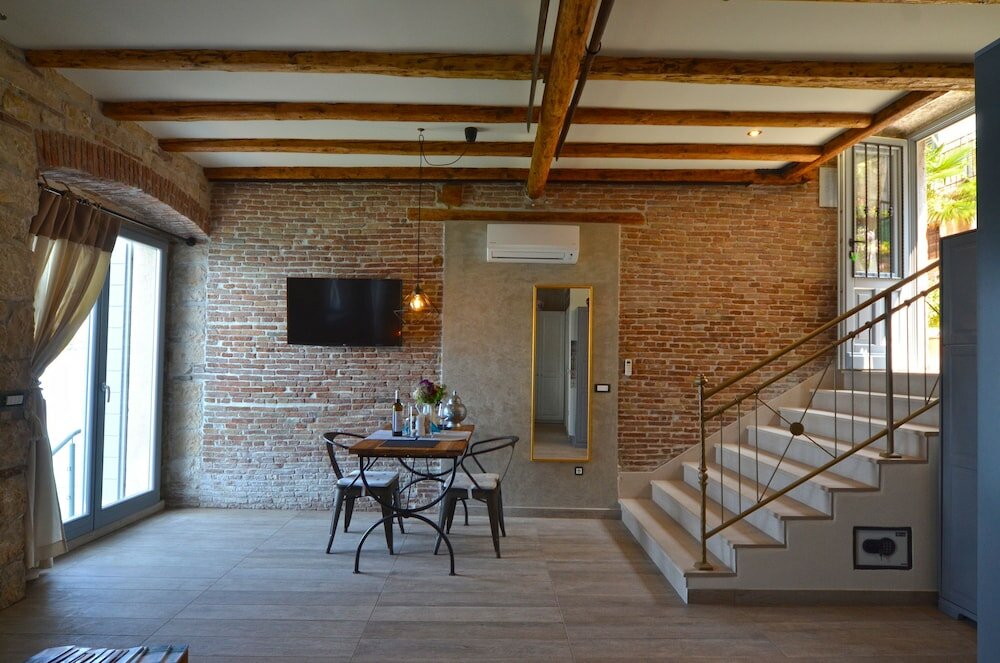 Фото Arnolongo Apartments