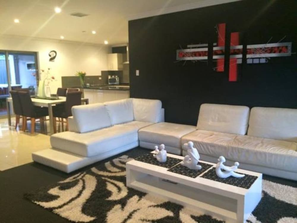 Фото Hollywood Tree House