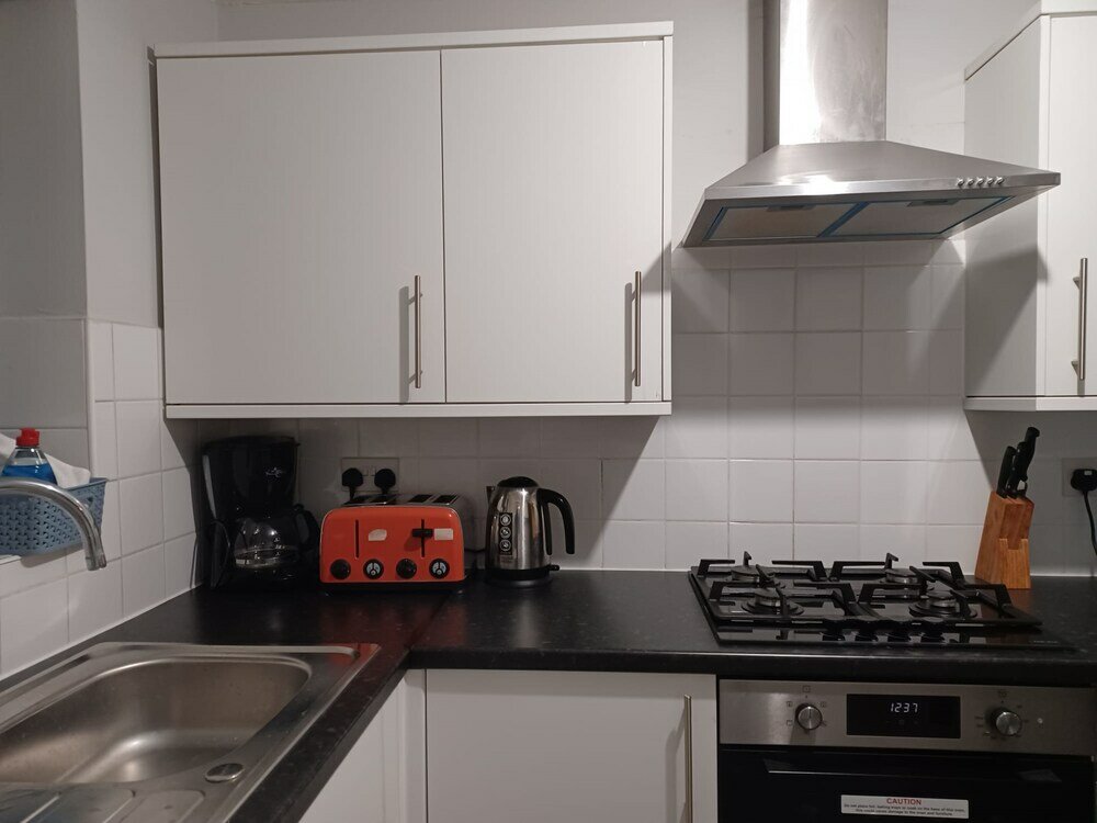 Фото Huku Kwetu - Fieldfare Green