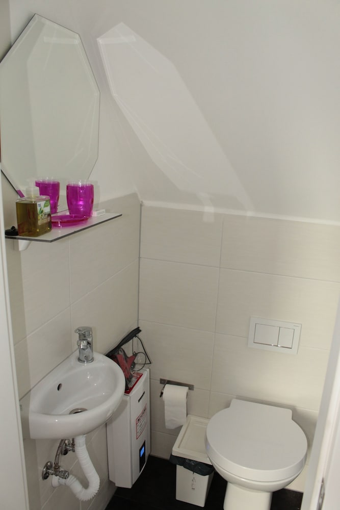 Фото Kln Apartments