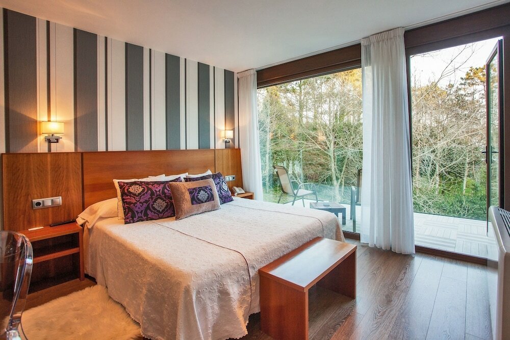 Фото Hotel Alén do mar