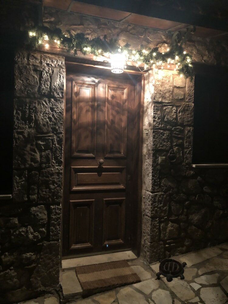 Фото Arahova Cozy Apartment