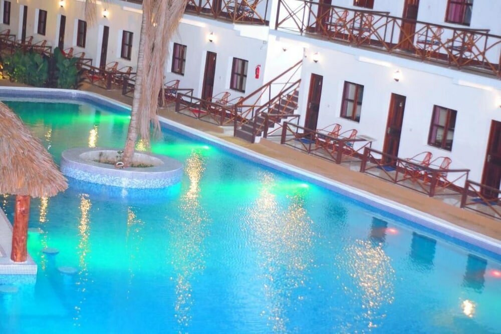 Фото отеля 3