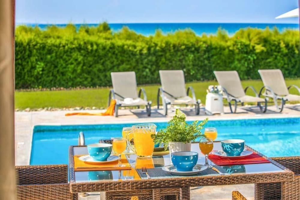 Фото Villa Dimitris Blue Bay