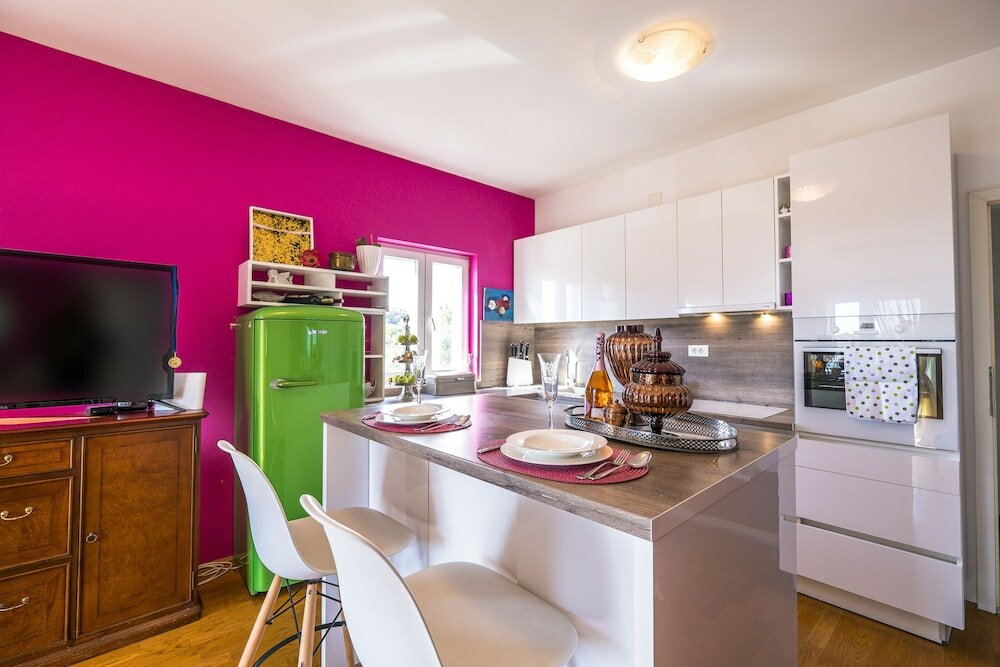 Фото Maja apartment-Sunset view Cavtat 1 i 2