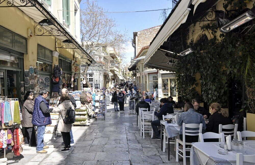 Фото Historic Plaka Apartments