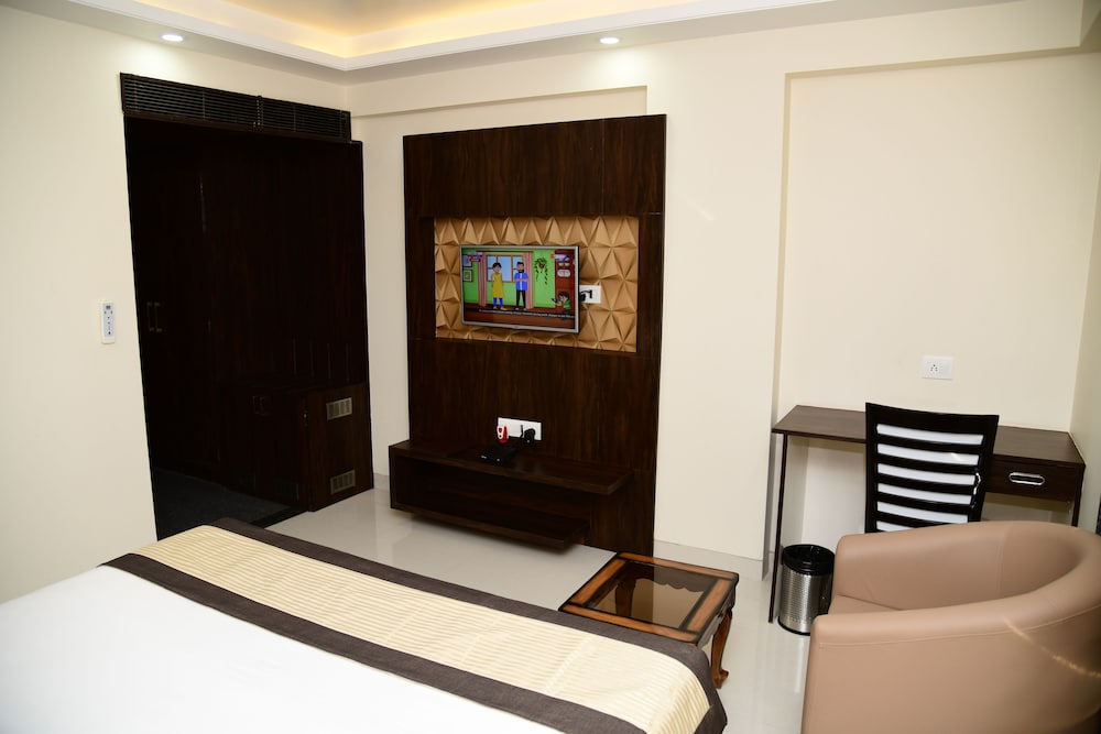 Фото Sanskar Hotel