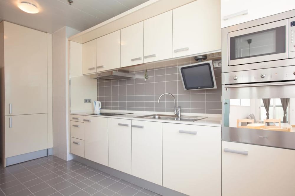 Фото Akira Flats Fira Gran VIA Barcelona