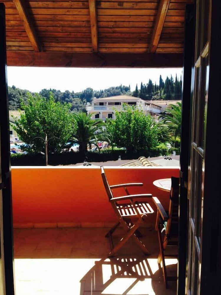 Фото Sidari Life Apartrment