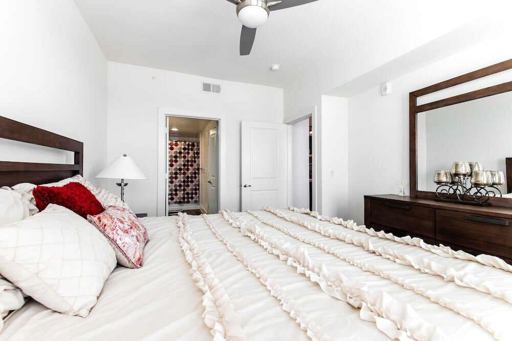 Фото Urbanlights at Legacy West