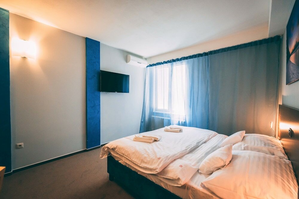 Фото Boutique Hotel 11