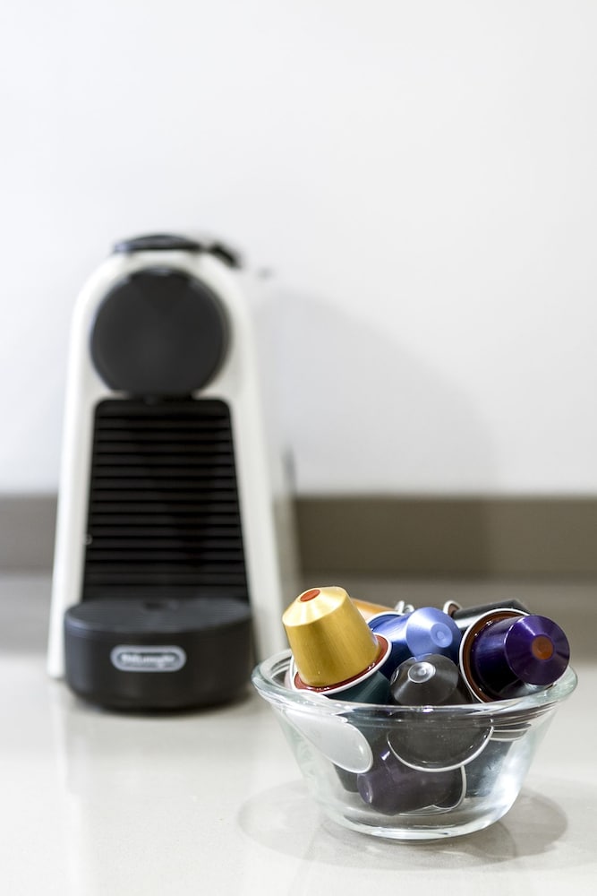 Фото GetTheKey San Vitale Apartment