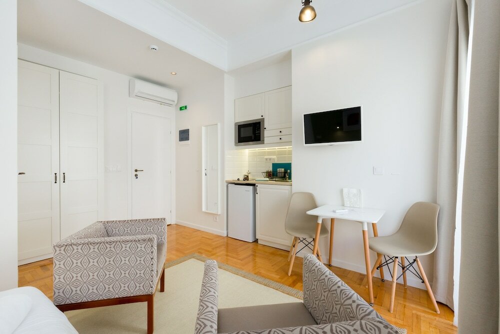 Фото Dinostratus House