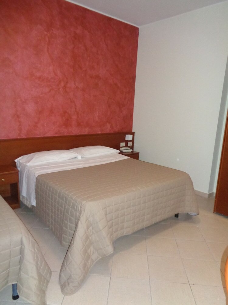 Фото Hotel Millennium