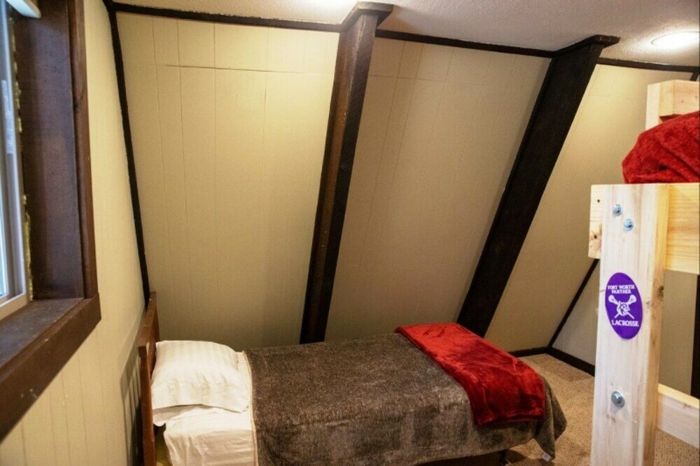 Фото Mammoth Mountain Cabin