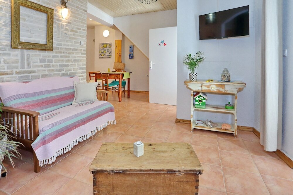 Фото Old Town Rooms - Koludraska Street